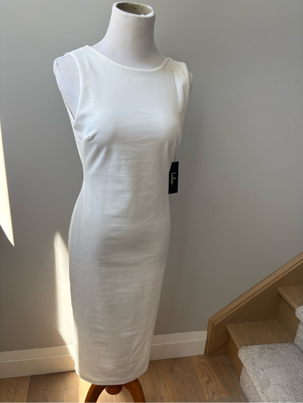 Lulu's White Sleeveless Midi Sheath Dress